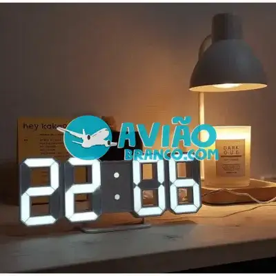 Relógio Digital LED 3D Despertador Termômetro Moderno Mesa ou Parede Fornecedor Atacado Caixa Fechada