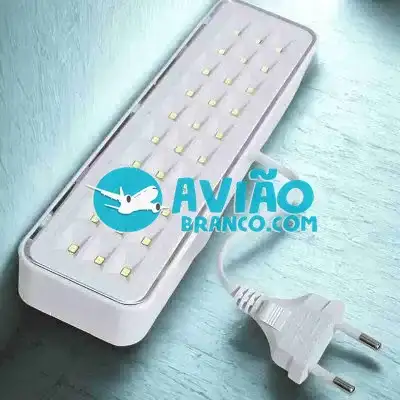 Luminária de Emergência 30 LEDs Fornecedor Atacado Caixa Fechada
