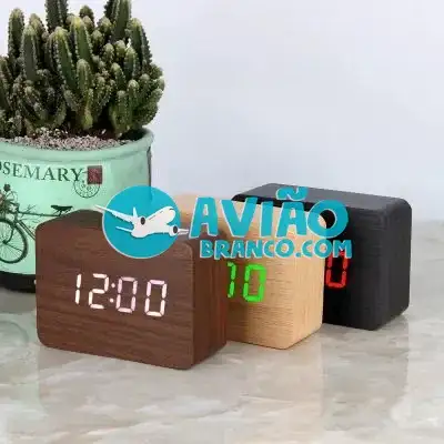 Relógio de Mesa em Madeira com Led Digital e Despertador Fornecedor Atacado Caixa Fechada